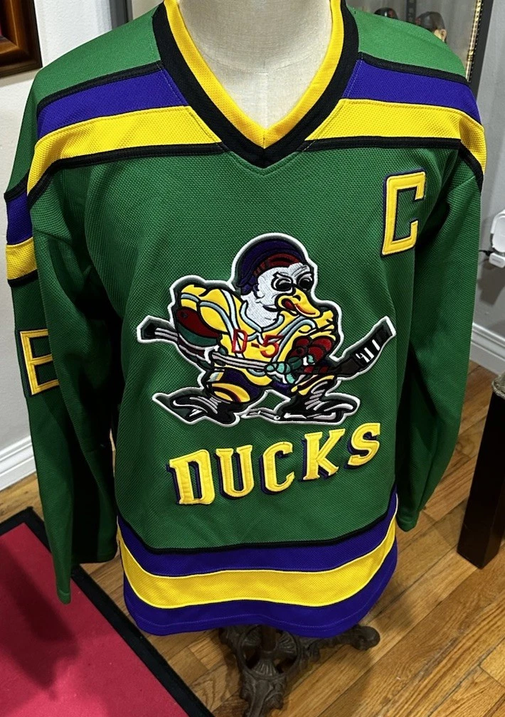 Mighty Ducks Charlie Conway Hockey Jersey Mens/Adult