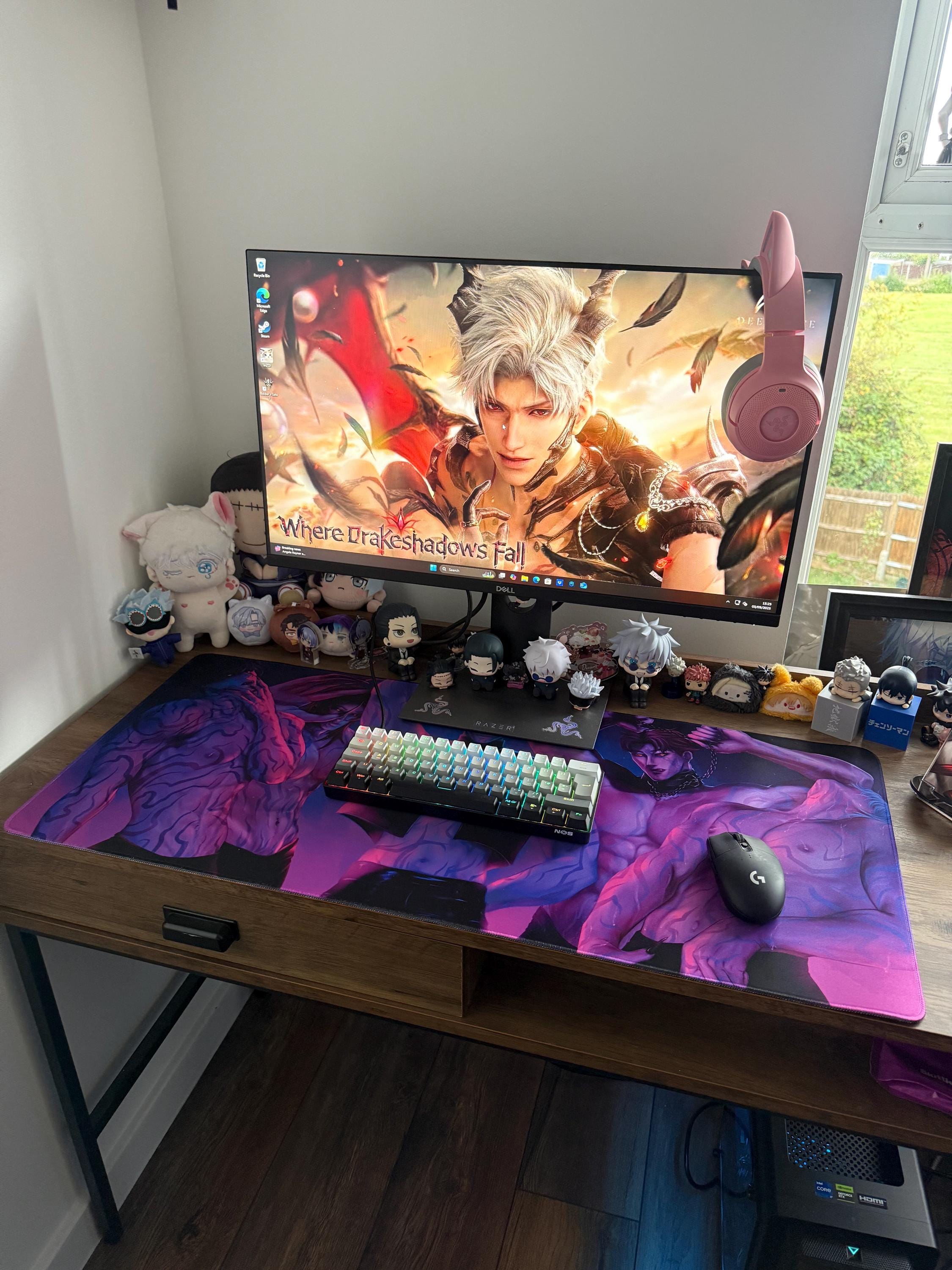 Saja Bois K-pop Demon Hunters Desk Mat