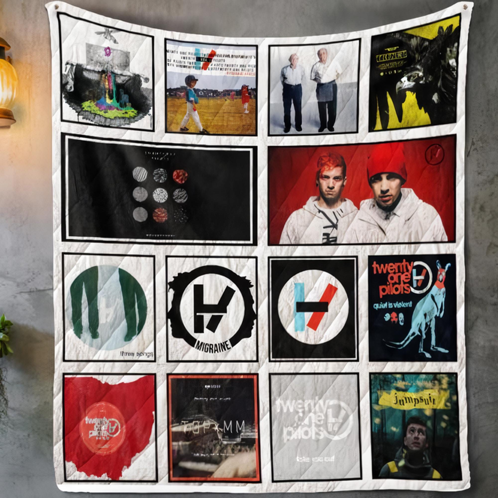 Vintage Pilotss band Albums Quilt Blanket, Pilotss band Cozy Quilt Blanket, Bedding Blanket, Bedding Decor, Home Decor Gift.