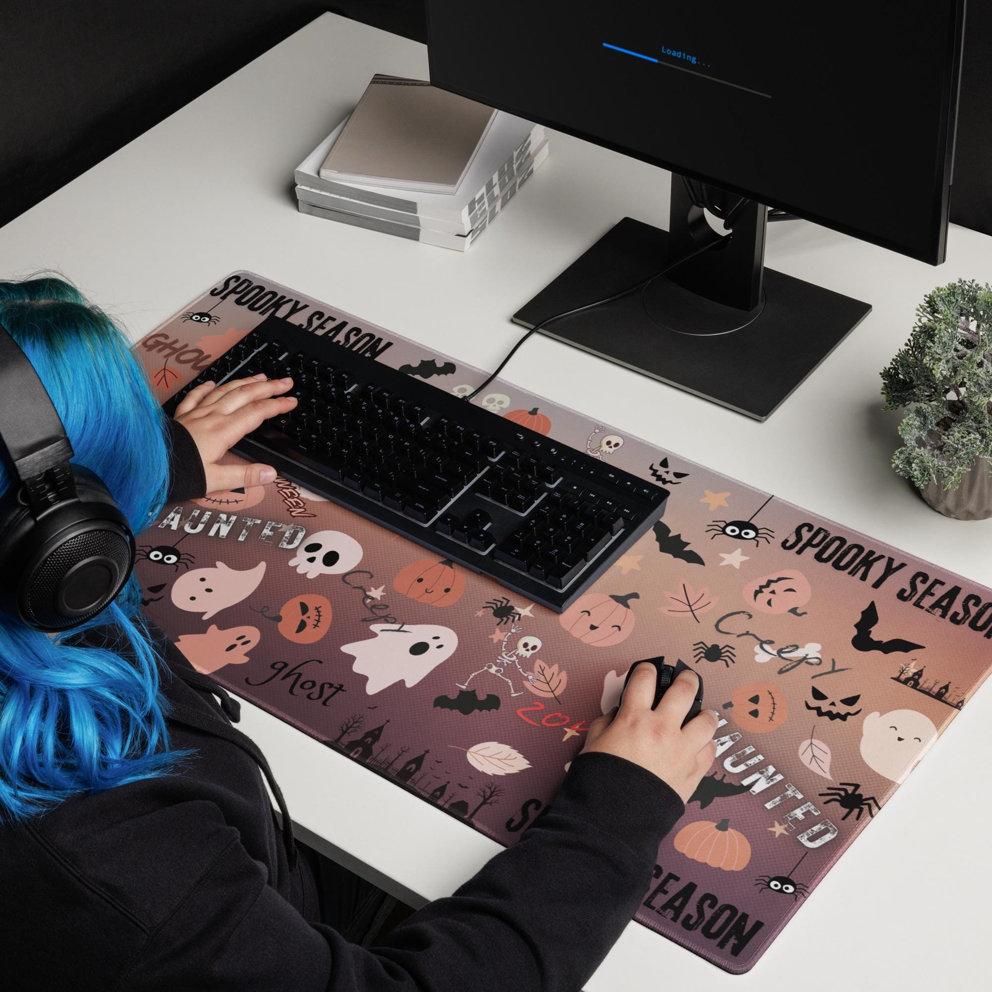 Halloween Gaming mouse pad - Halloween Desk Mat - Spooky Cute Halloween Ghost Desk Mat - XL Gaming mouse pad - Halloween Themed Desk Mat