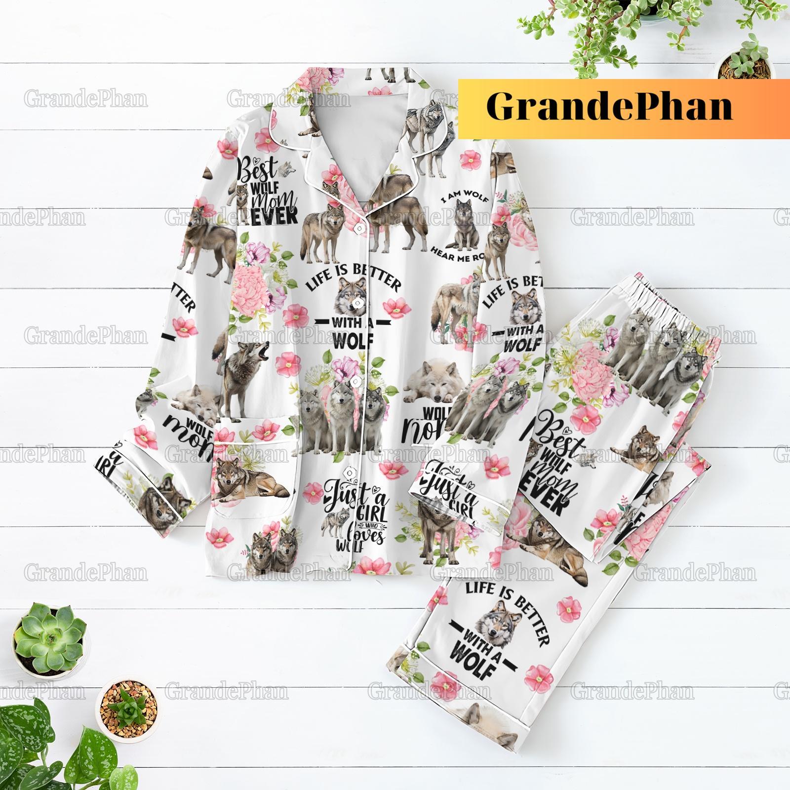 Wolf Animal Christmas Pajamas Set, Wolf Pajama, Womens Flamingo Pajama, Bridesmaid Pajamas, Holiday Pajama, Wolf Nature Shirt