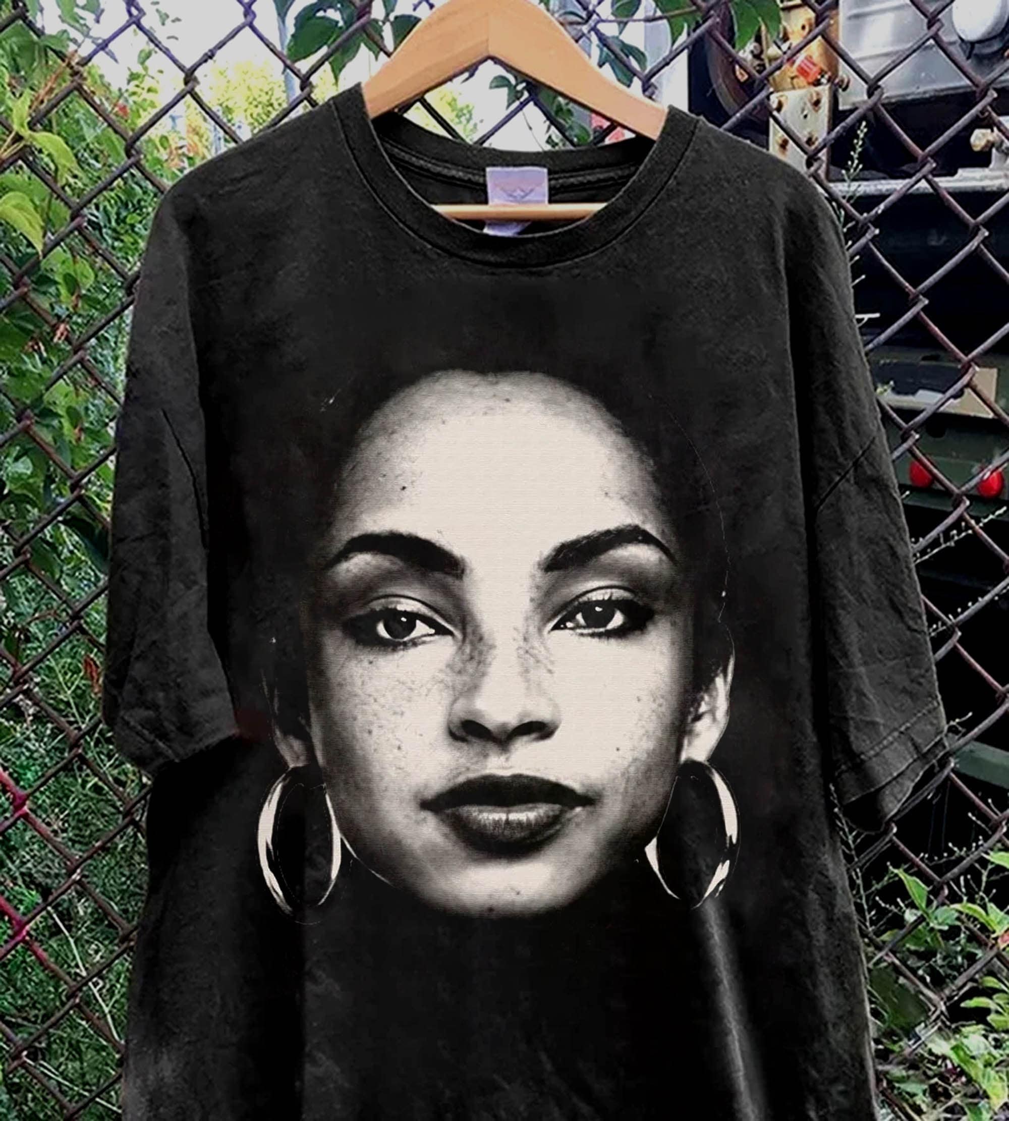 Vintage Sade Shirt,Sade Adu shirt,Sade Pop Music Fan T Shirt