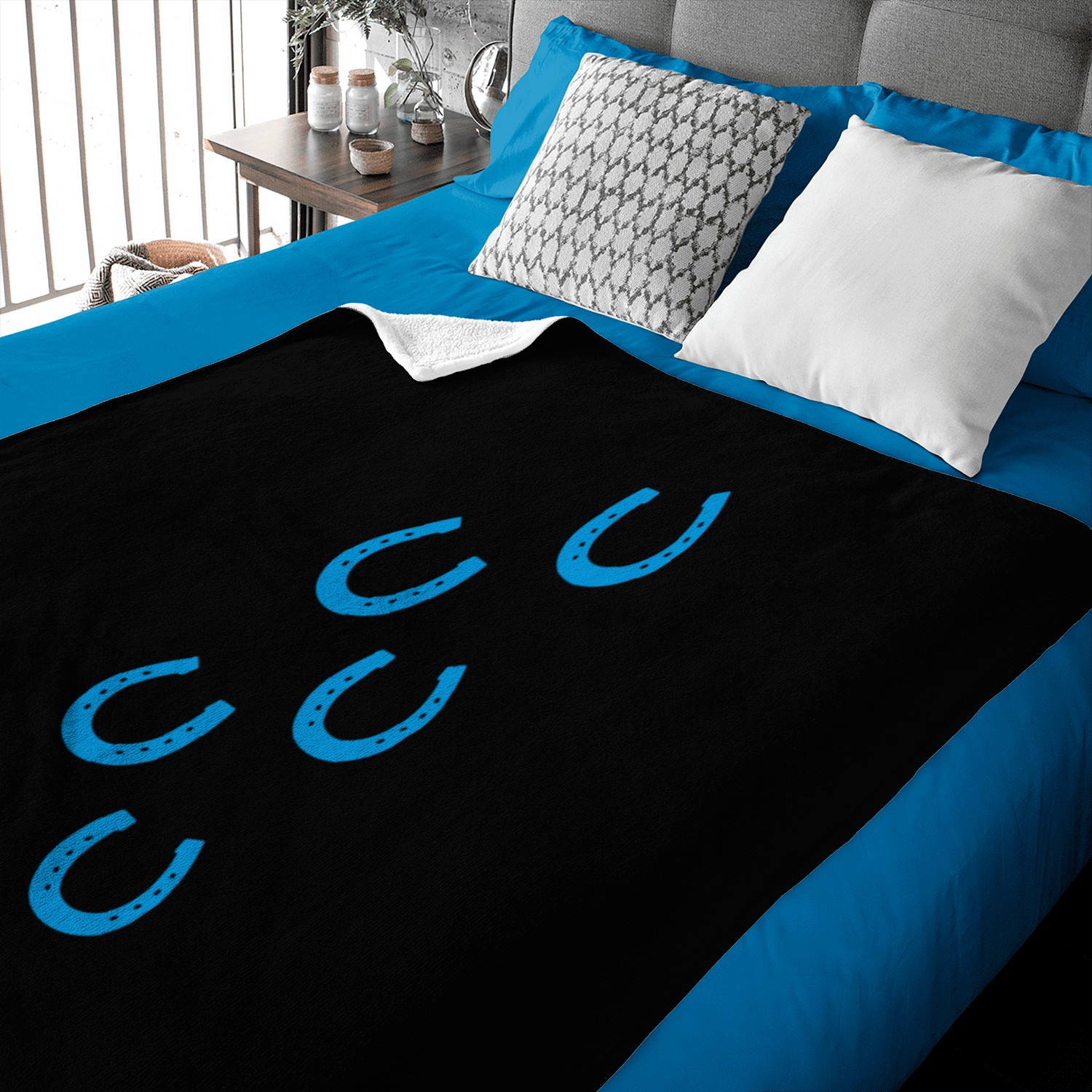 Horseshoe pattern Baby Blankets