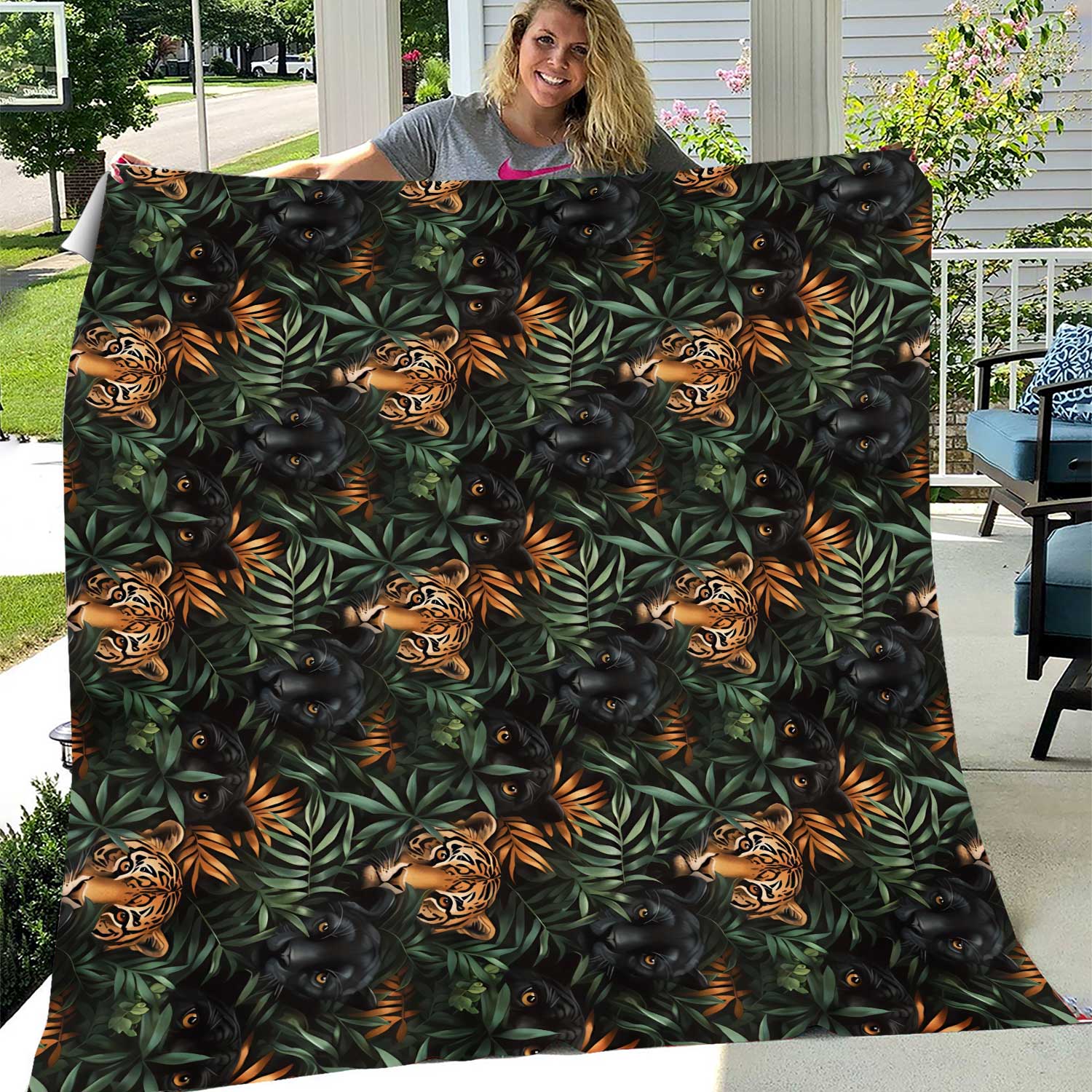 Jungle pattern Throw Blanket