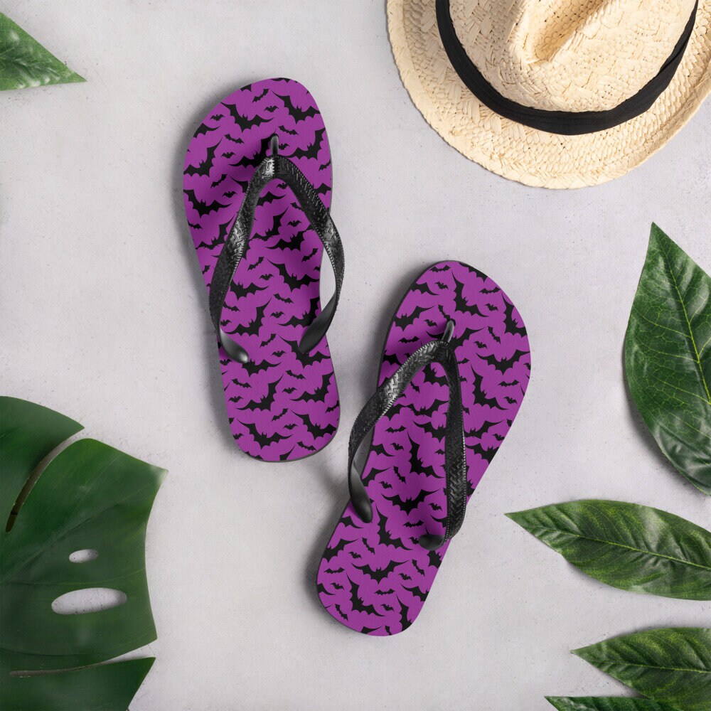 Halloween FLIP FLOPS BAT Print Flip-Flops Purple and Black Thong Sandals Footwear for Men or Women Unisex Clothing Shoes Slide on Flip Flops