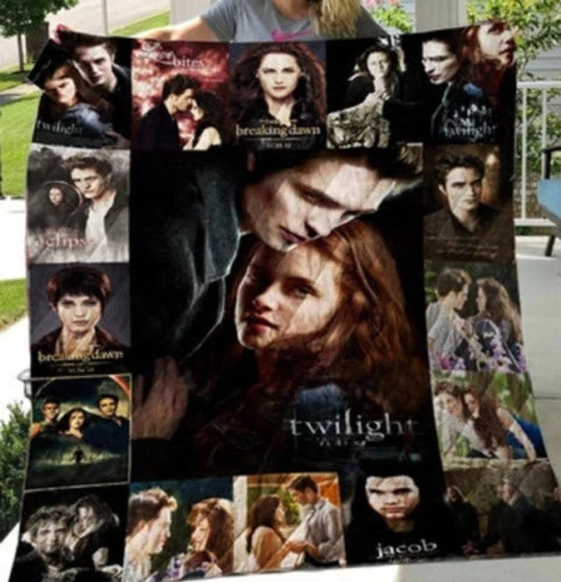 Twilight Fleece Blanket for Anniversary, Mother's Day, Father's Day